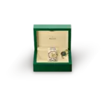 Rolex Sky-Dweller Oyster, 42 mm, Oystersteel and yellow gold M336933-0001 - Image 4